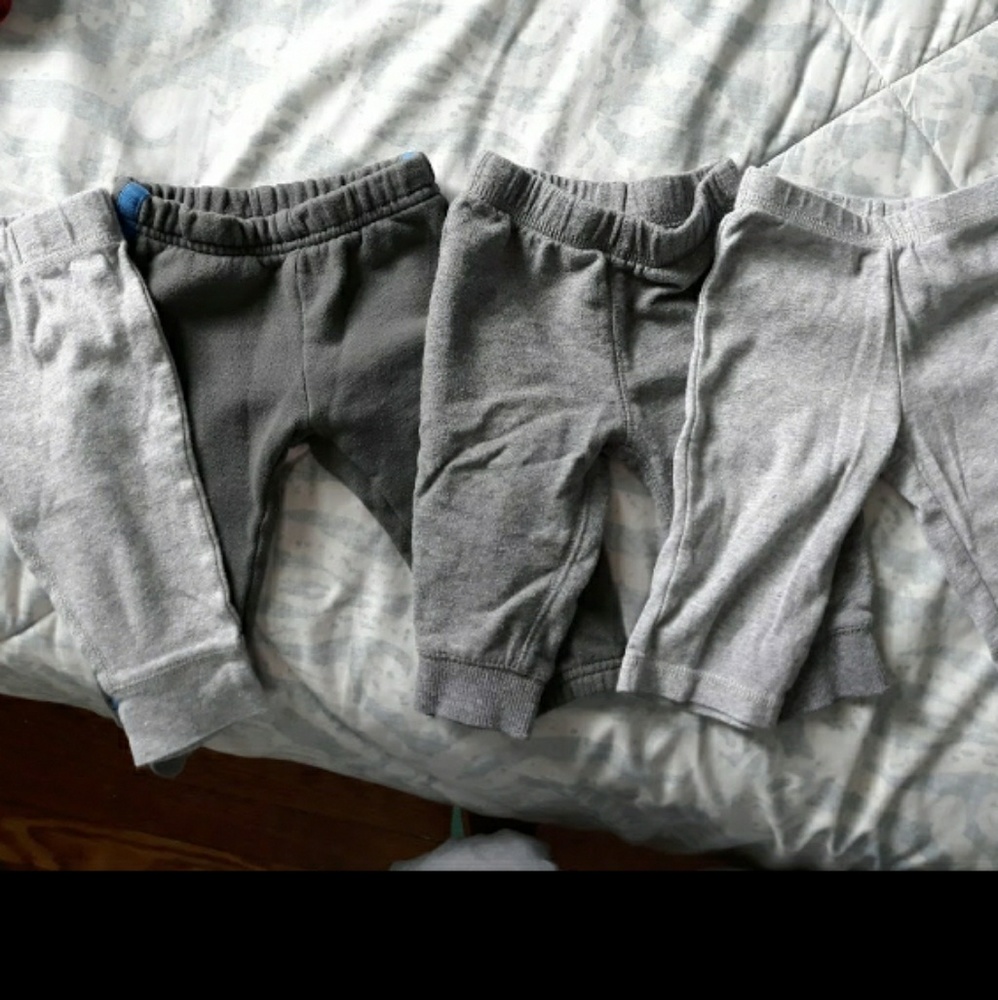 Set of sweatpants